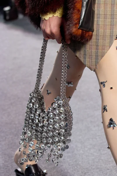 Look 3